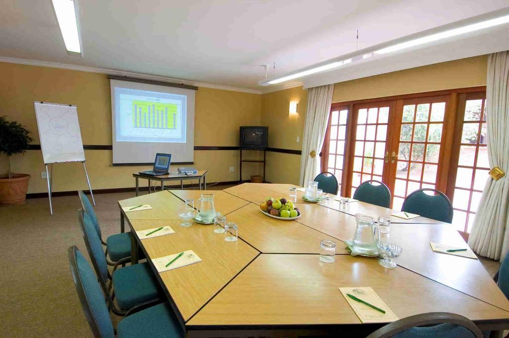Valley Lodge & Spa Magaliesburg Extérieur photo